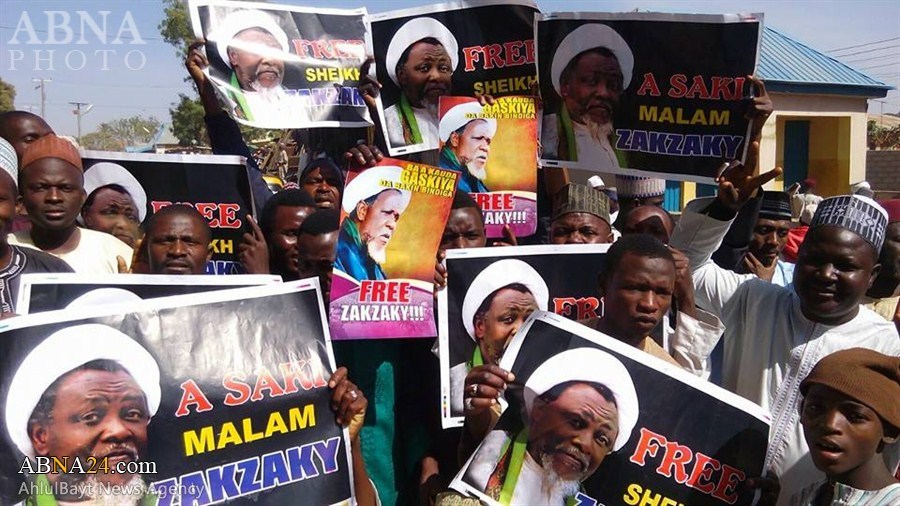 Nigeriyada Zariya Şiə Soyqırmına etiraz əlaməti olaraq Şəhidlərin 40-da Şeyx Zəkzakiyə azadlıq tələb olundu- Foto